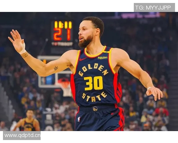 残阵快船胜勇士!比尔首秀惊艳!库里命中两记超远3分!空砍20分 残阵快船胜勇士!比尔首秀惊艳!库里命中两记超远3分!空砍20分