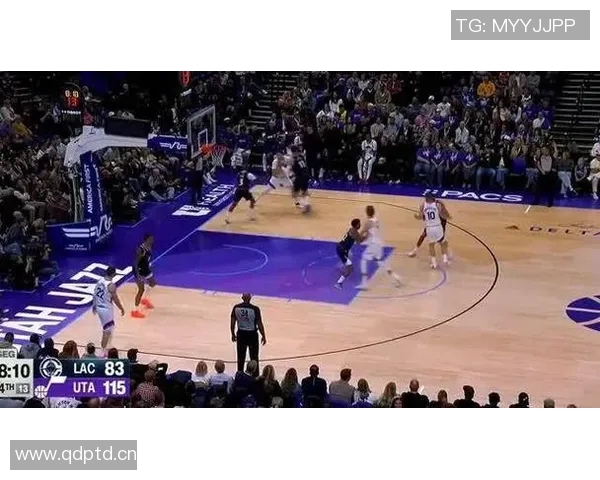 爵士记者爆料：哈迪中场怒吼裁判，爵士遭全面压制