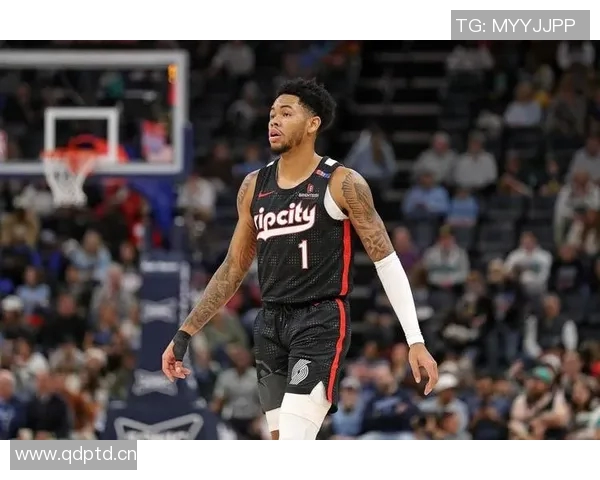 安芬尼·西蒙斯：进攻担子加重时疲惫会来得更快 但很享受这过程